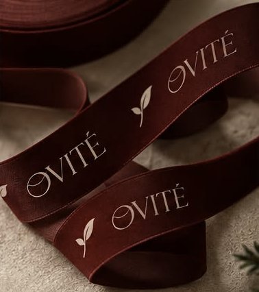 Bordová stuha s logom OVITÉ